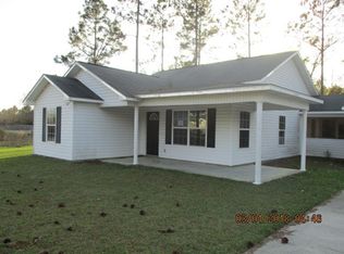 4702 Otter Creek Cir, Blackshear, GA 31516