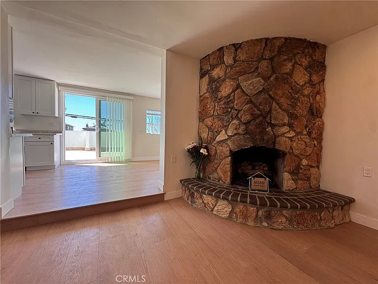 1734 Prospect Ave #B — Photo 6