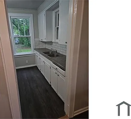 2719 Regent St — Photo 3