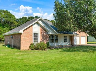 329 Helena Dr, Powderly, TX 75473