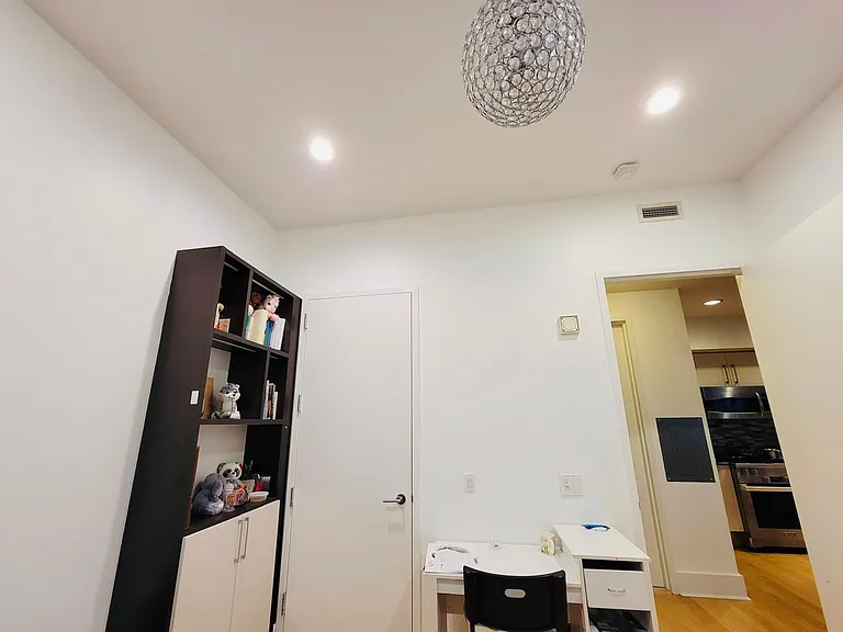 4 Beacon Way #804 — Photo 31
