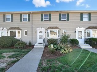 55 Pleasant St APT 4, Granby, MA 01033