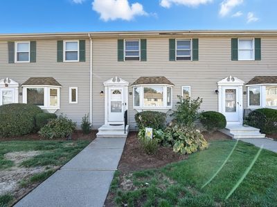 55 Pleasant St APT 4, Granby, MA, 01033