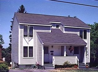 17 Adams St, Lawrence, MA 01843