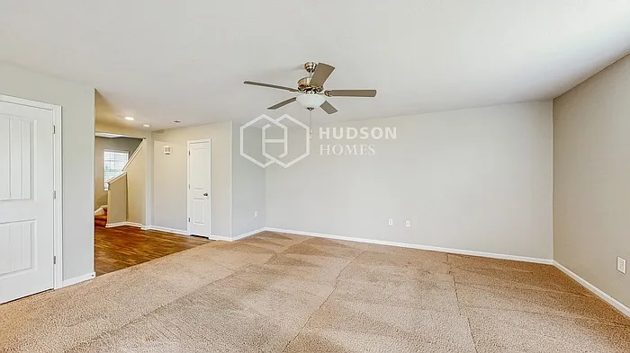 388 Aubrey Woods Dr — Photo 5