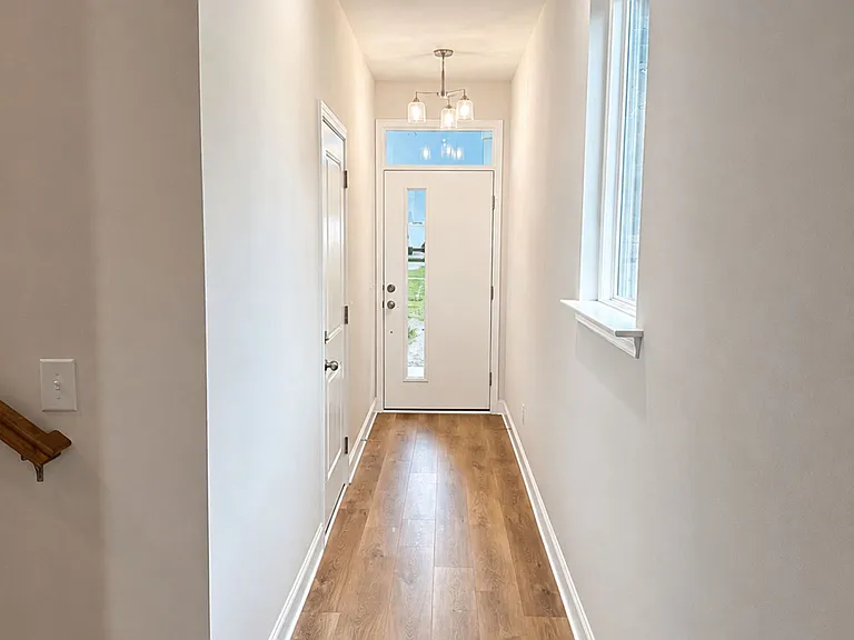 343 Gray Dr — Photo 4