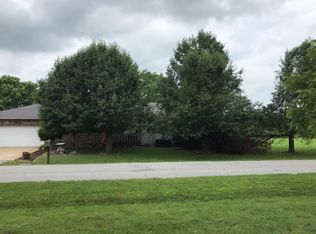 102 Bonnie Ln, Diamond, MO 64840