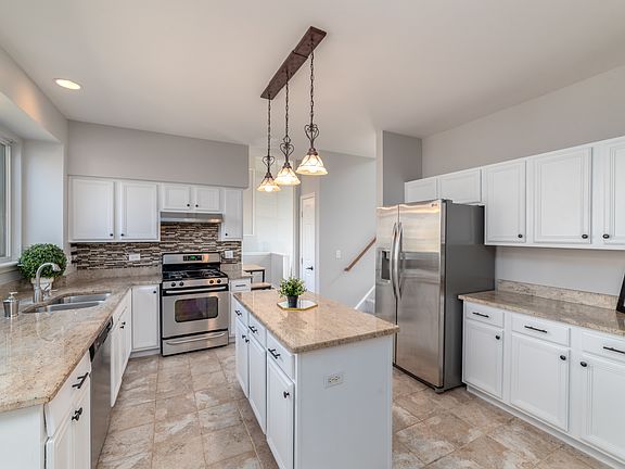 5th image of 6906 Zachary Dr