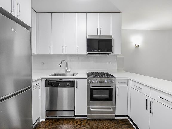 3rd image of 165 E 35th St APT 3b