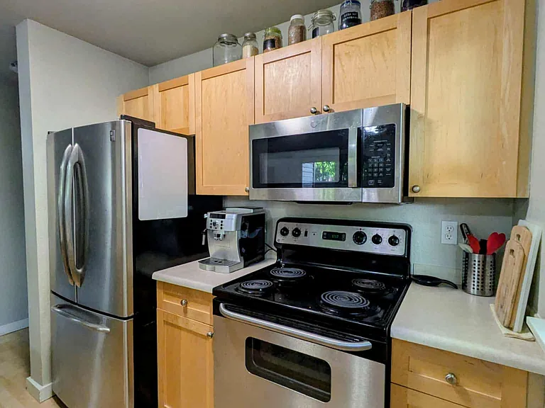 9805 Avondale Rd NE #V157 — Photo 1