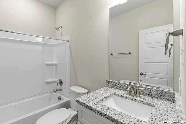 7118 Magnolia Crk #101 — Photo 9