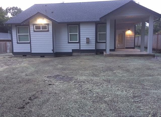 1st image of 10131 Lake Louise Ln SW