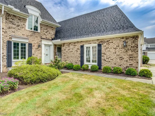 34114 Chagrin Blvd APT 8106, Moreland Hills, OH 44022