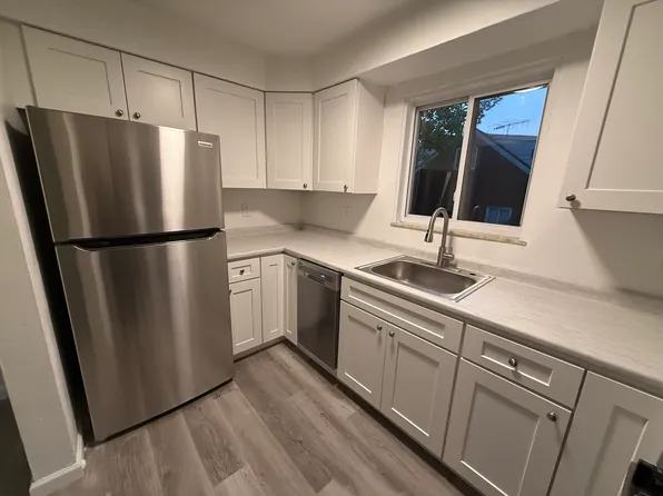 5520 Saltsburg Rd APT A, Verona, PA 15147