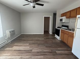 1039 N McAree Rd APT 103, Waukegan, IL 60085