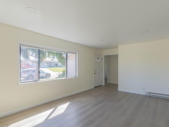 5th image of 61 Beverly Dr