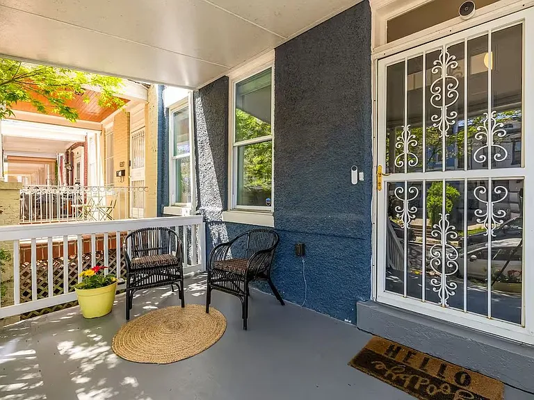 637 Keefer Pl NW — Photo 19
