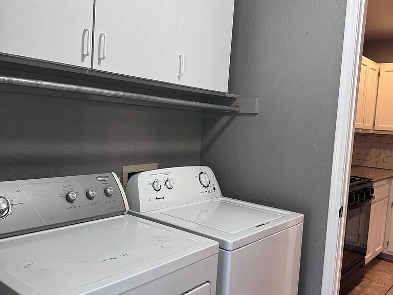 11232 S Nandina Ave — Photo 18