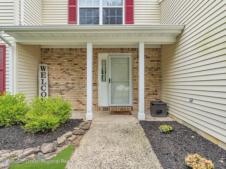 4 Heather Glen Drive, Matawan, NJ 07747 Zillow