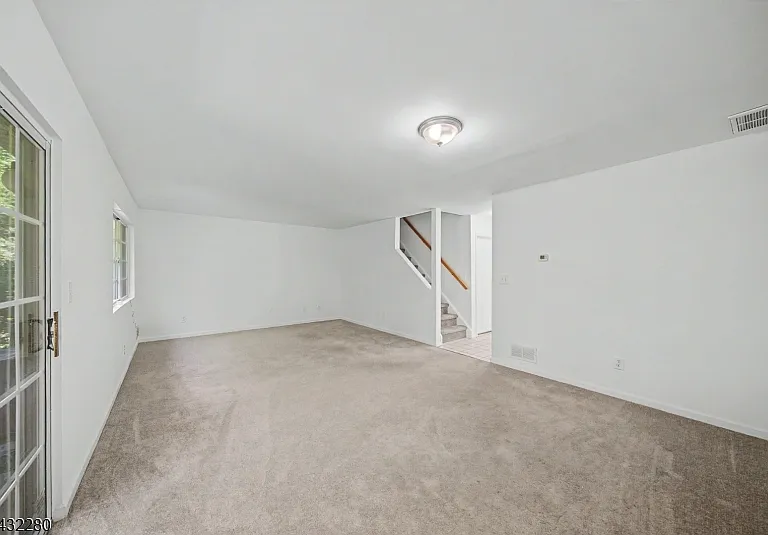 415 Union St — Photo 13