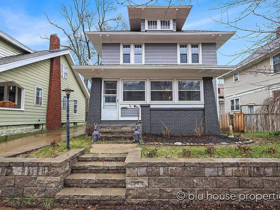 1st image of 54 Carlton Ave SE