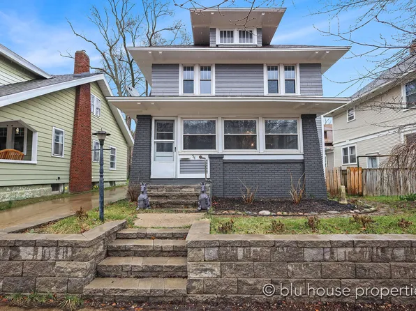 54 Carlton Ave SE, Grand Rapids, MI 49506