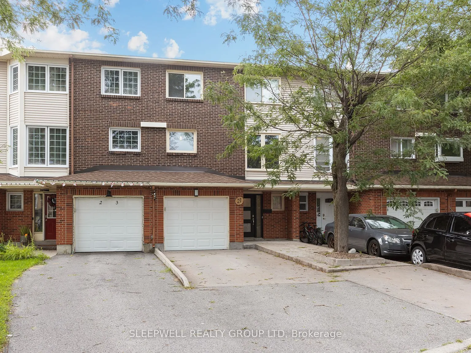 3 bed, $3,000 — Photo 1