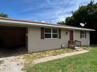 2707 W Nichols St, Springfield, MO 65803