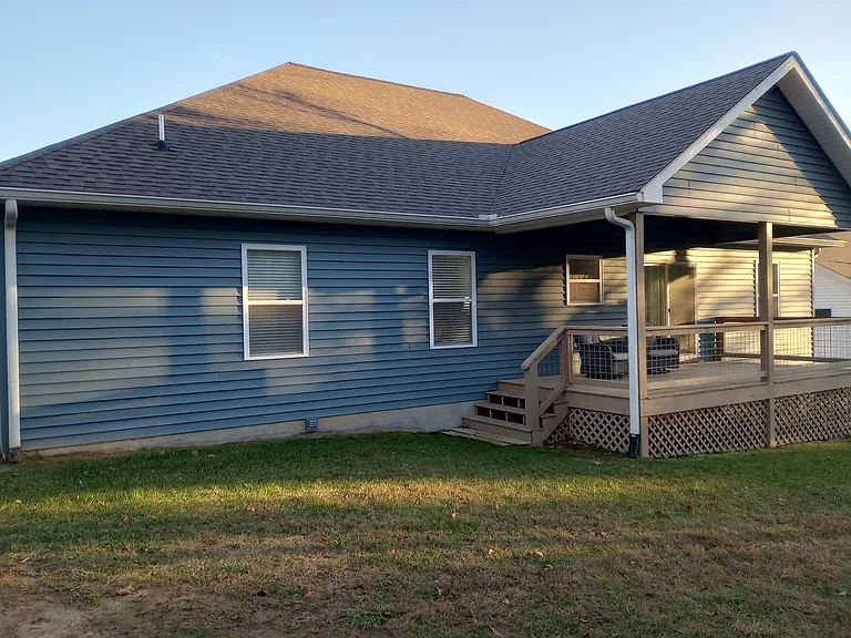209 Amherst Ln — Photo 8