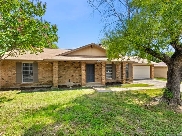 6738 Stone Lake, San Antonio, TX 78244