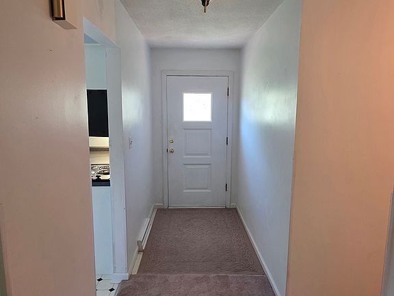 2nd image of 480 Fairoaks Blvd