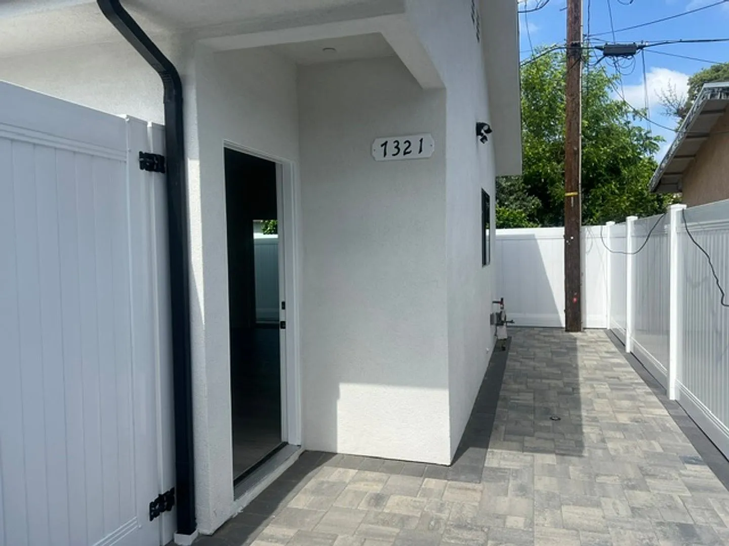 7317 -7321 Garden Grove Avenue — Photo 4