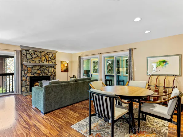 146 Cedar Forest Trl, Asheville, NC 28803