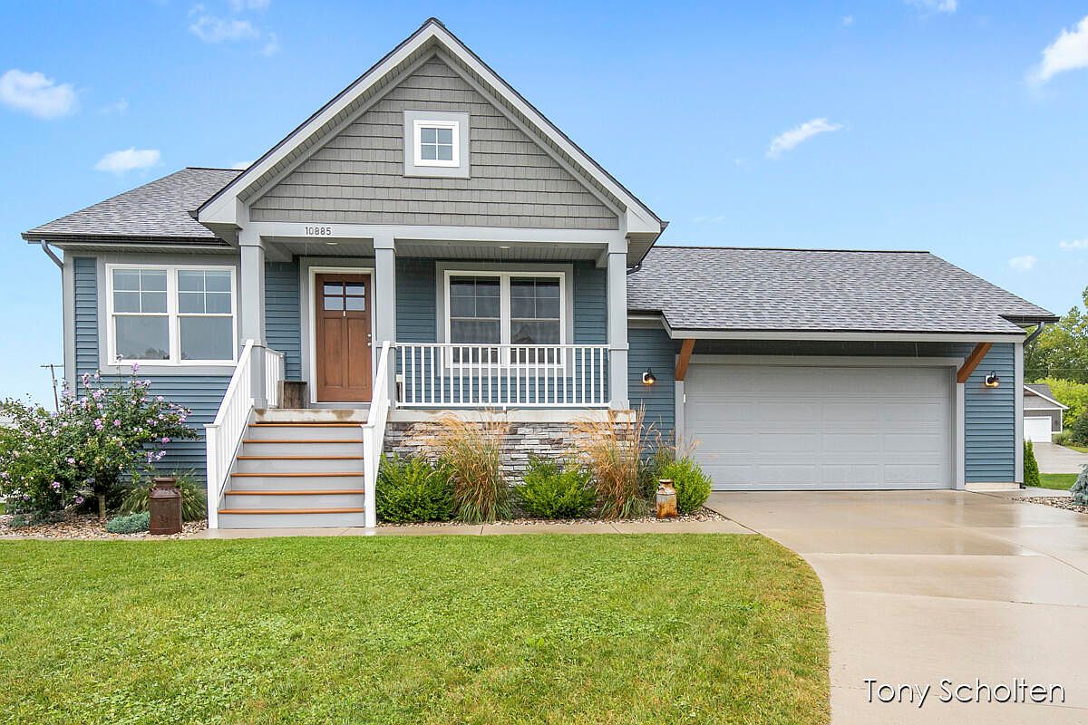 10885 Circle Way, Allendale, MI 49401 Zillow