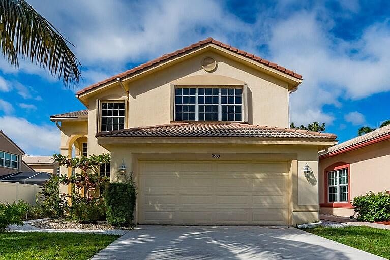1st image of 7653 Colony Palm Drive