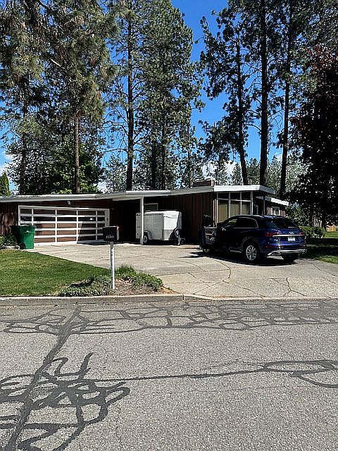 1st image of 13303 E Wick Ave