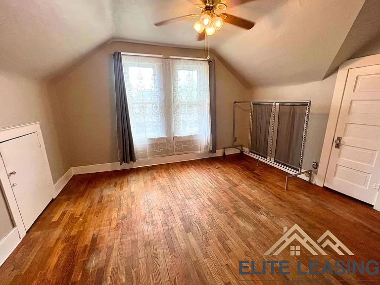 1647 SW Buchanan St — Photo 8