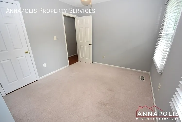 1915 Ridgewood Rd — Photo 22