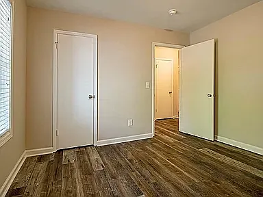 1352 N Hampton Rd — Photo 15
