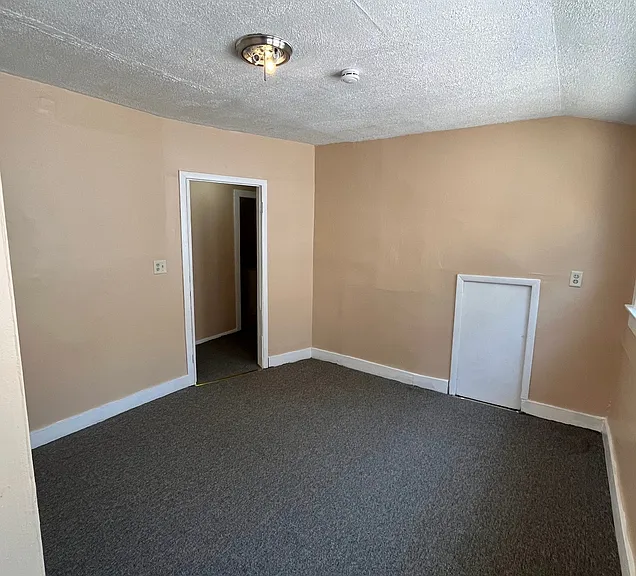 67 Derby Ave #3 — Photo 4
