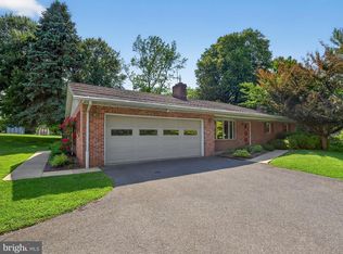 938 Stehman Rd, Millersville, PA 17551