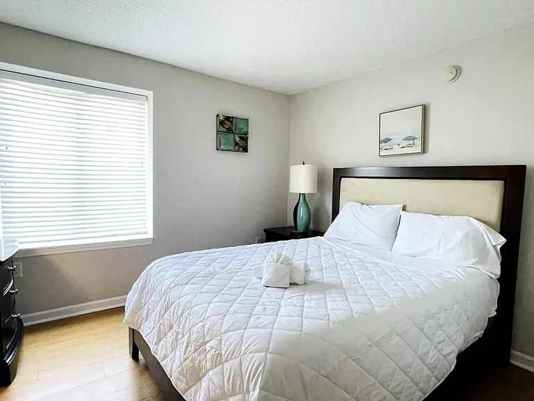 1625 S Ocean Blvd — Photo 4