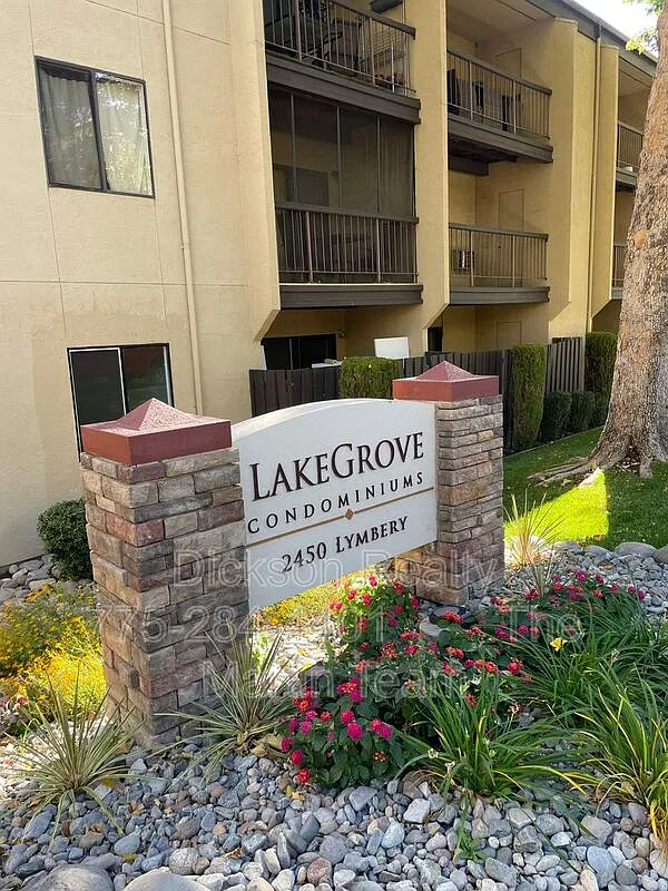Building Photo - 2450 Lymbery St #305