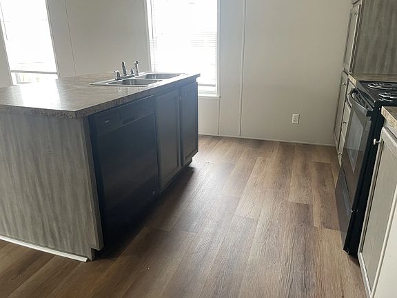 5th image of 24 Locust St #24