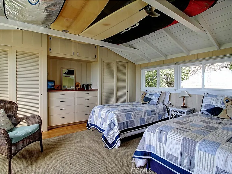 539 Sand Point Rd — Photo 20