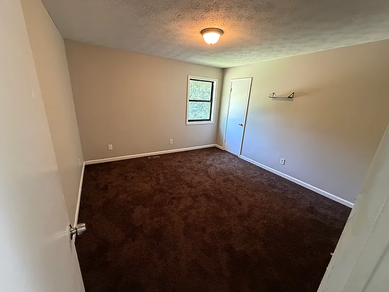 1386 Williamsburg Ln #L — Photo 14