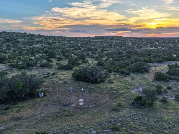 0 W CR 450, Rocksprings, TX 78880