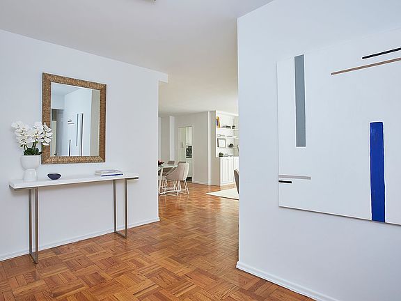 4th image of 201 E 79th St APT 9A