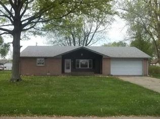 213 Mulberry Dr, Anderson, IN 46017