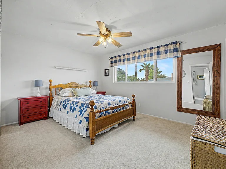 1002 S Longwood Loop — Photo 15